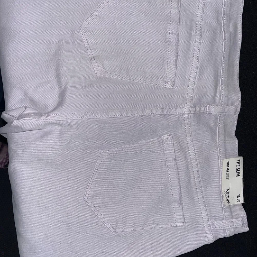 Kensie size 10/30 lilac denim slim fit with raw edge hem NWT - Picture 14 of 14